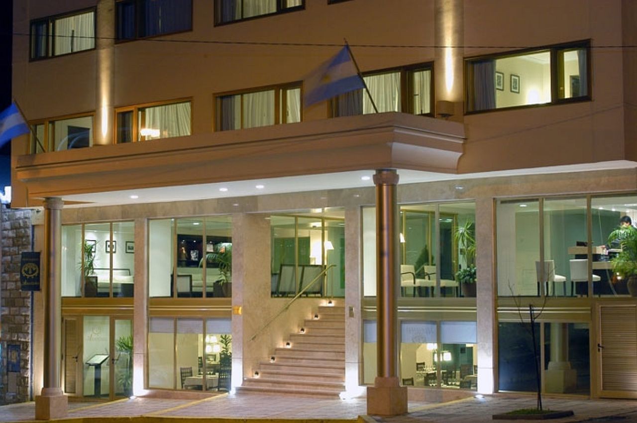 Kenton Palace Hotel