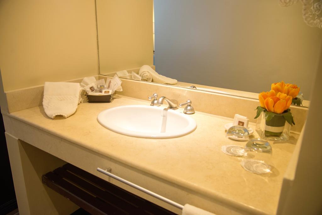 Hotel Kenton Palace 4*